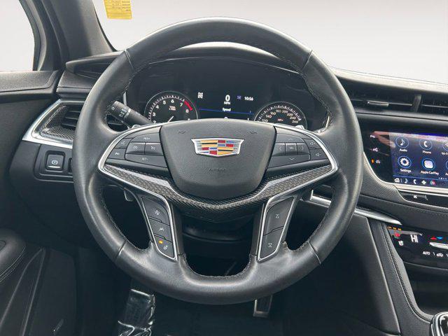 used 2021 Cadillac XT5 car, priced at $33,479