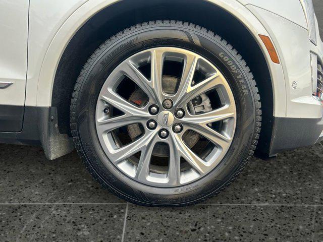 used 2021 Cadillac XT5 car, priced at $33,479