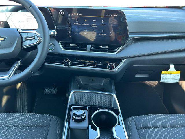 new 2026 Chevrolet Equinox car, priced at $29,995