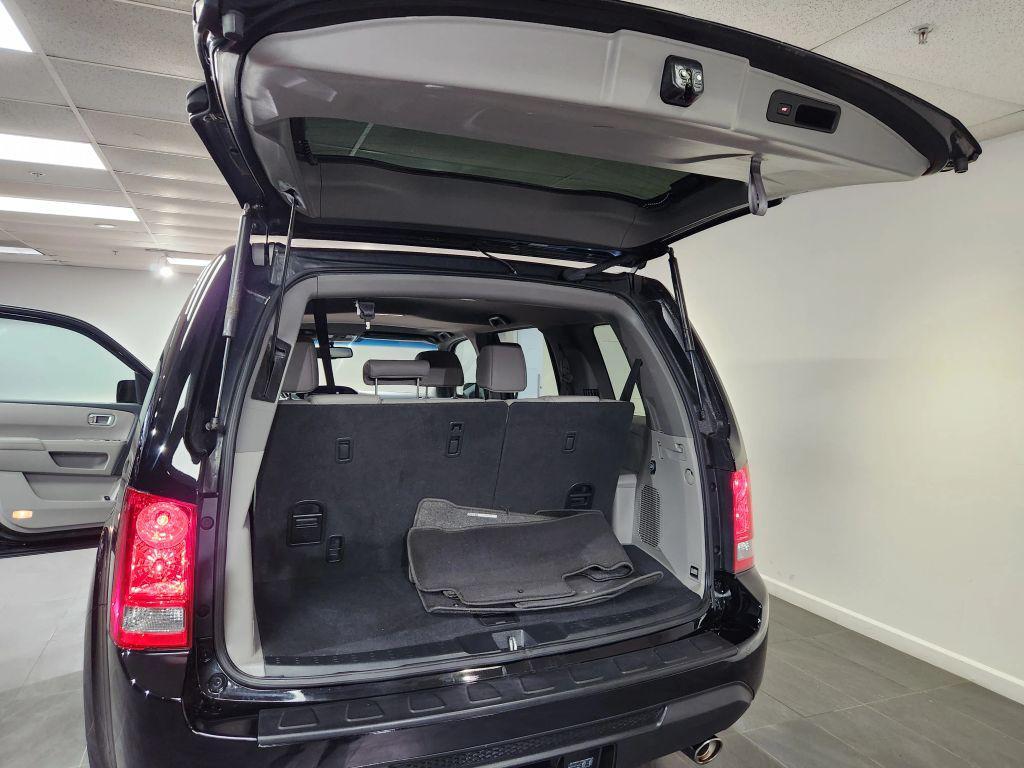 used 2012 Honda Pilot car, priced at $15,900