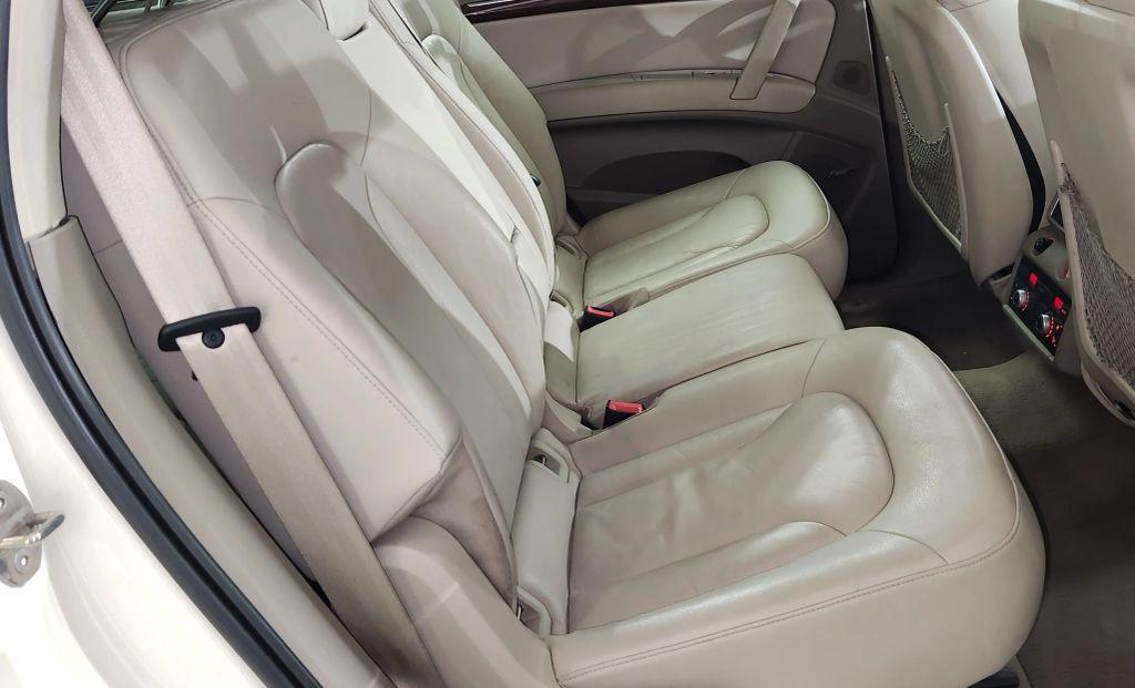 used 2009 Audi Q7 car, priced at $9,900