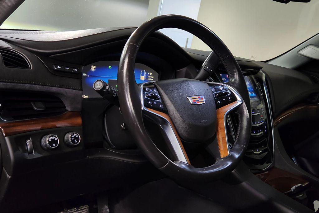 used 2015 Cadillac Escalade ESV car, priced at $28,900