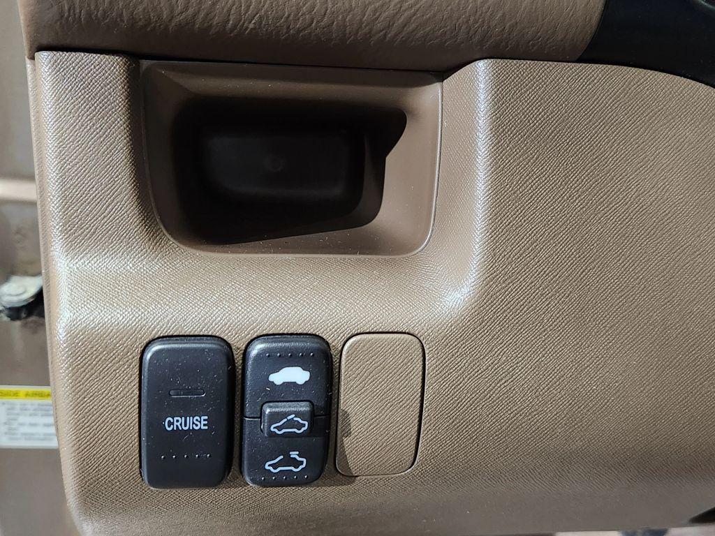 used 2004 Honda CR-V car, priced at $3,900