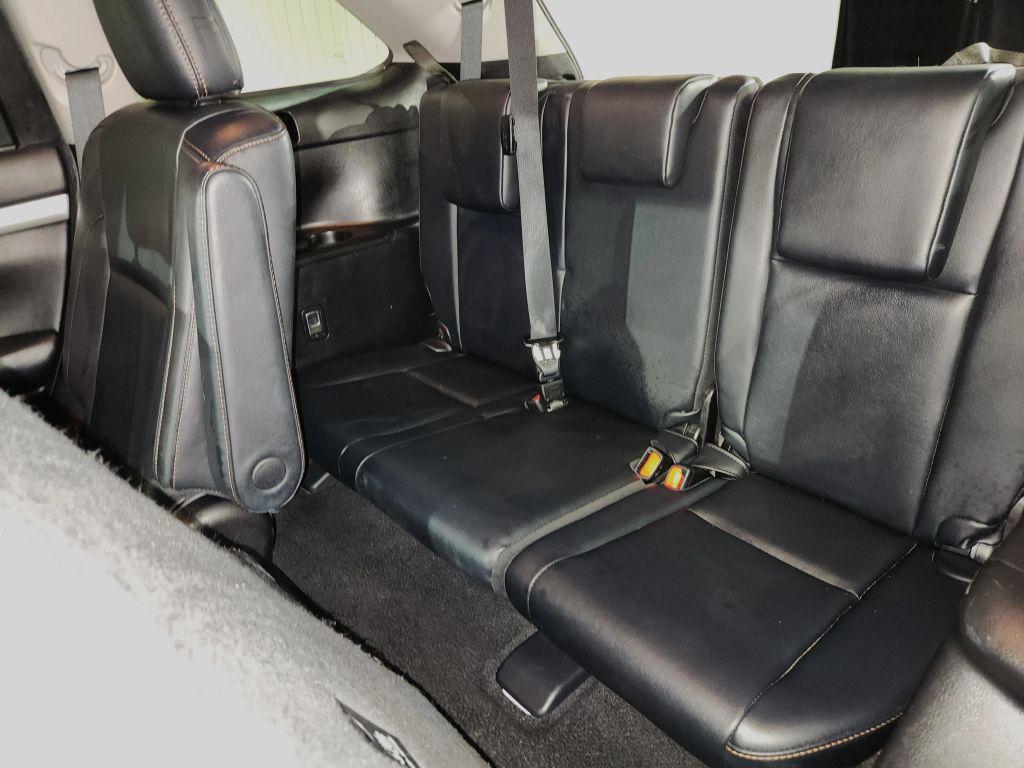 used 2019 Toyota Highlander car, priced at $25,900