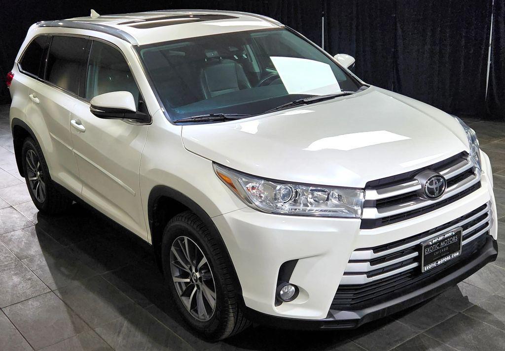 used 2019 Toyota Highlander car, priced at $25,900