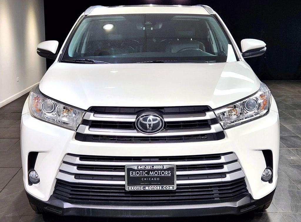 used 2019 Toyota Highlander car, priced at $25,900