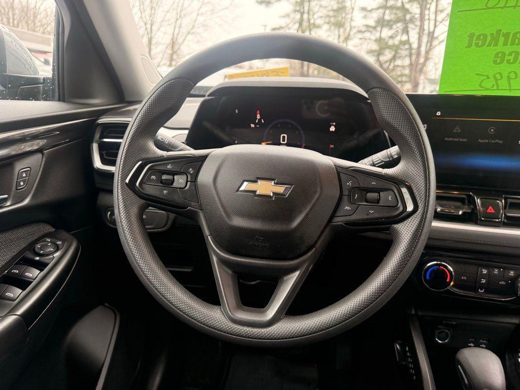 used 2024 Chevrolet TrailBlazer car, priced at $23,495