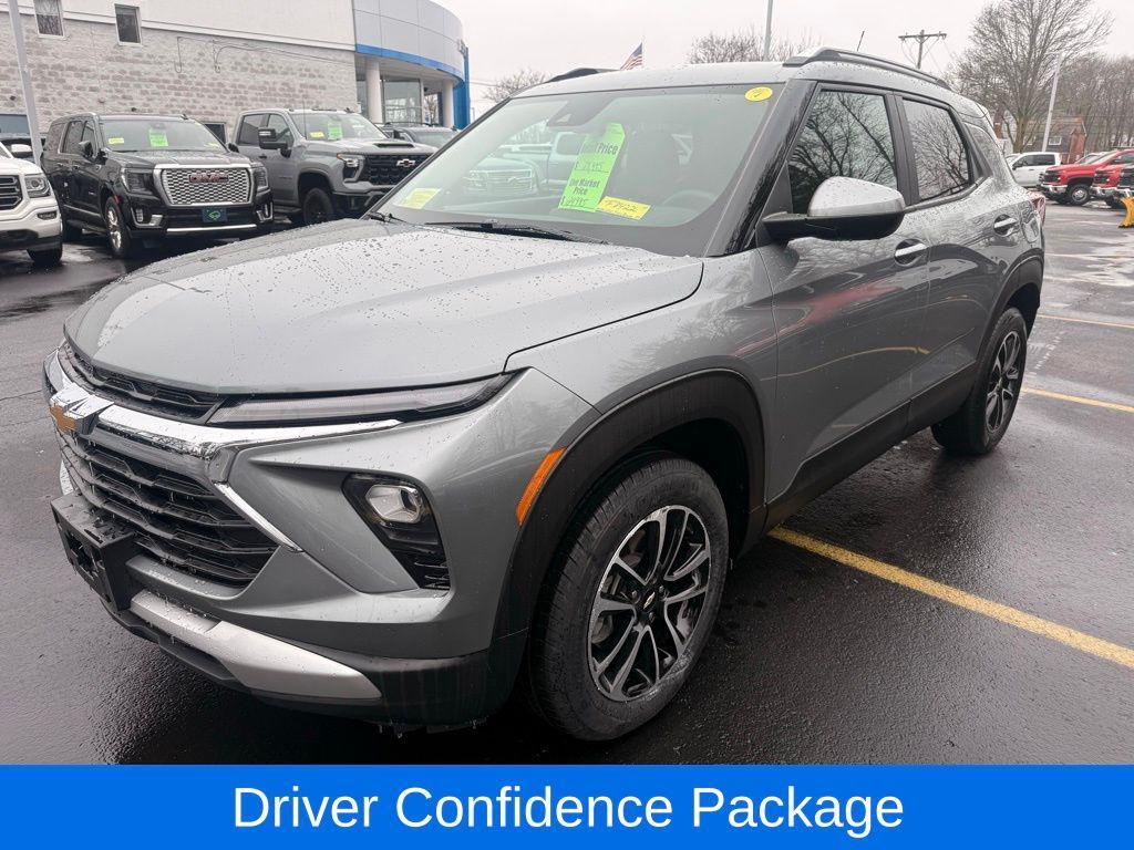 used 2024 Chevrolet TrailBlazer car, priced at $23,495