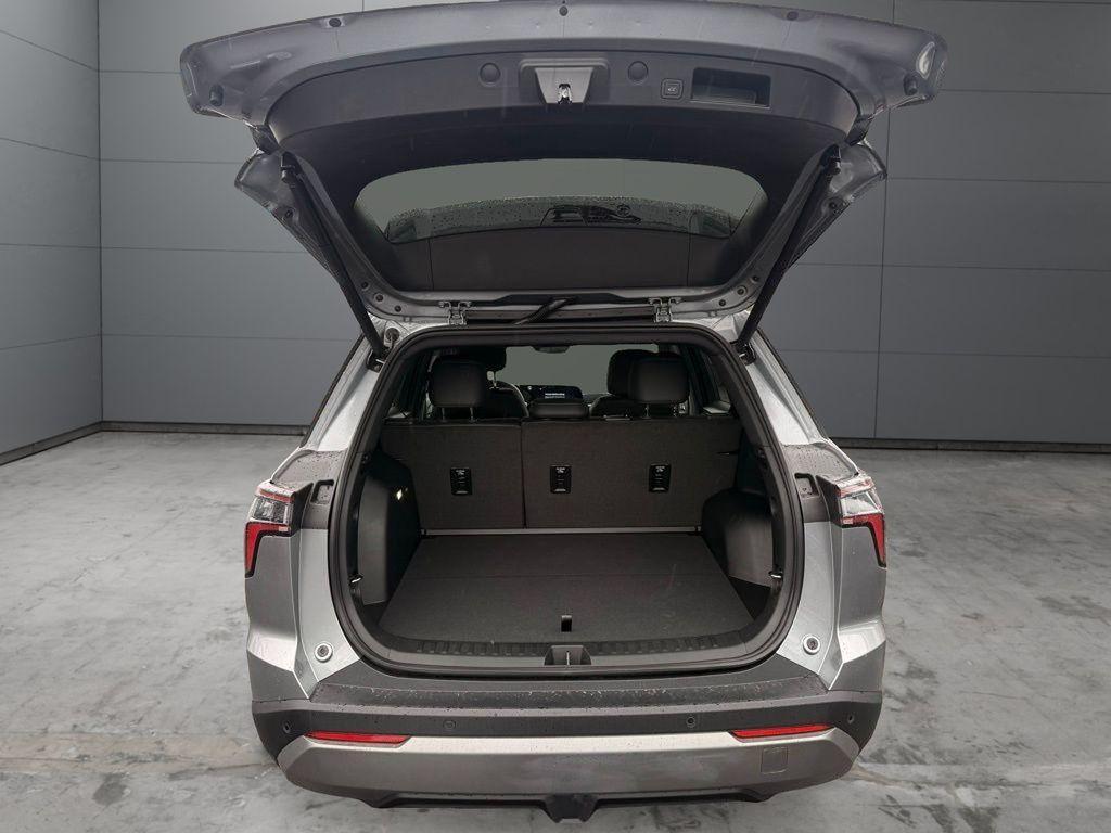 new 2026 Chevrolet Equinox car, priced at $34,489