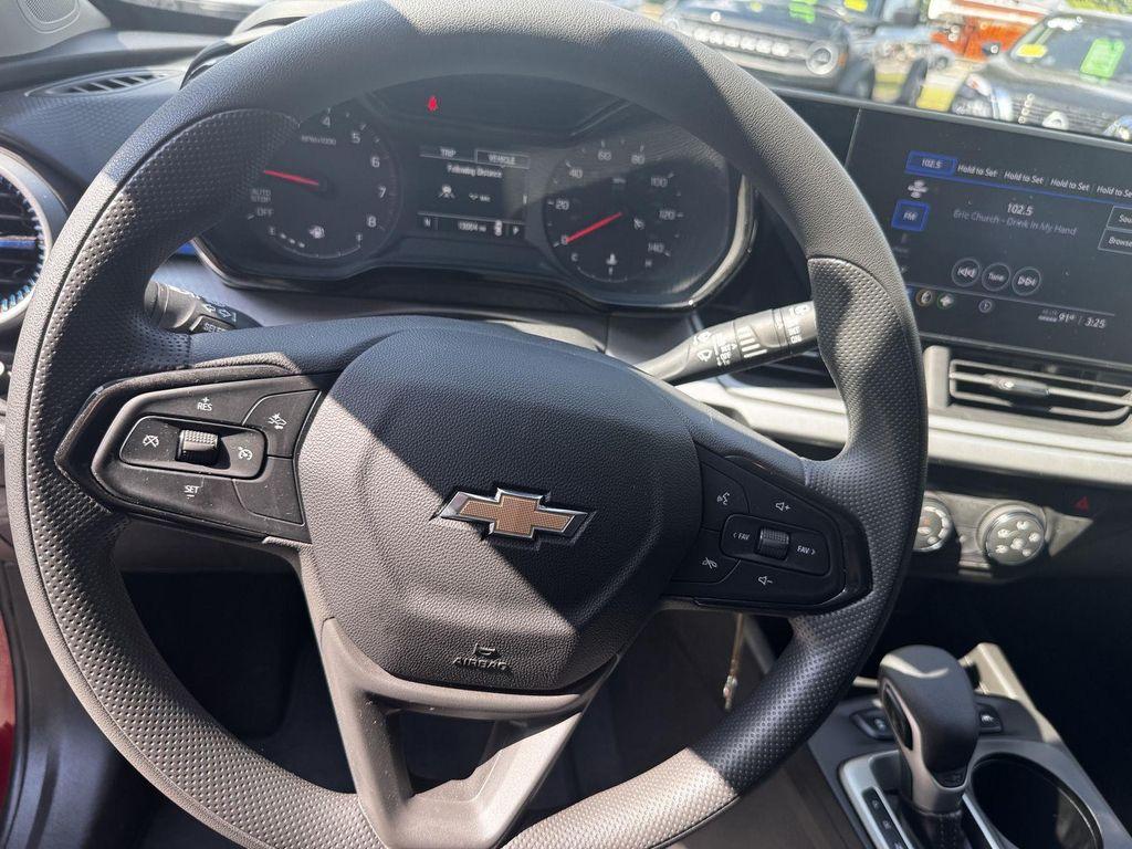 used 2024 Chevrolet Trax car, priced at $20,694