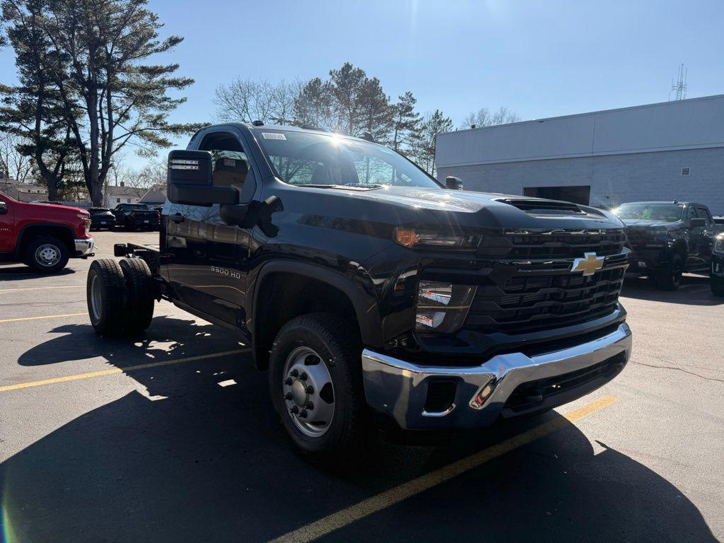 new 2026 Chevrolet Silverado 3500 car, priced at $64,093