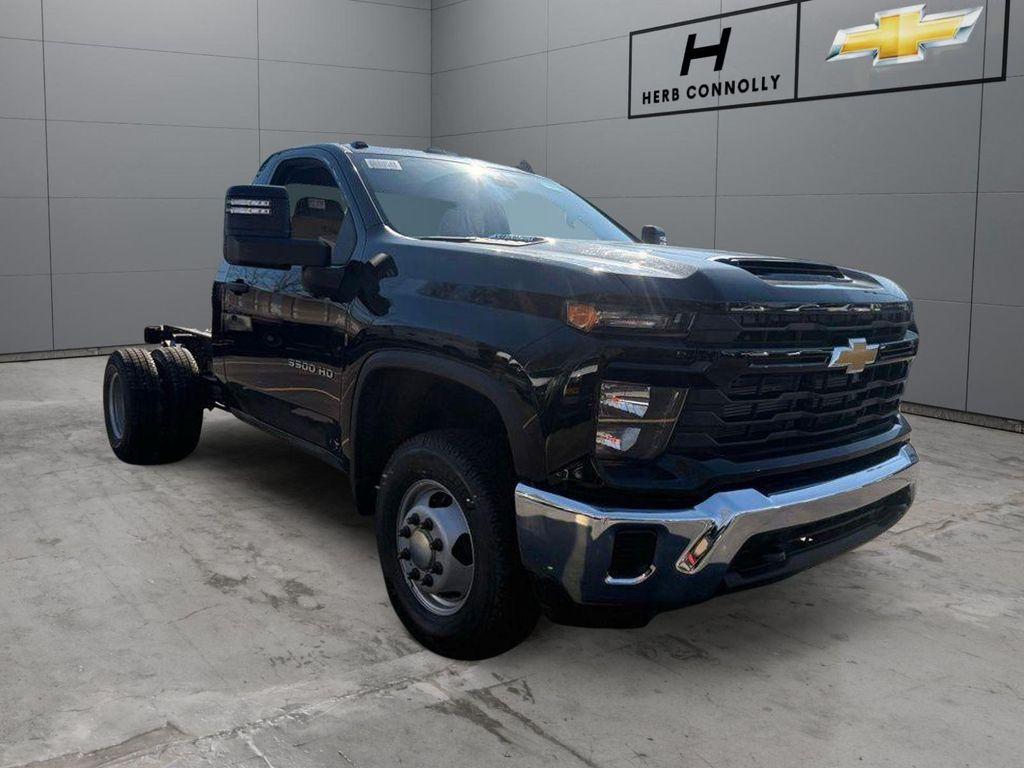 new 2026 Chevrolet Silverado 3500 car, priced at $64,292