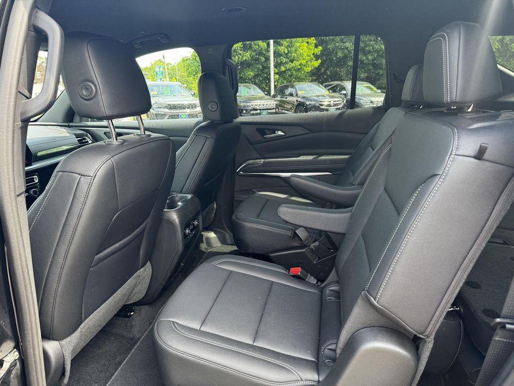 used 2026 Chevrolet Traverse car, priced at $42,524