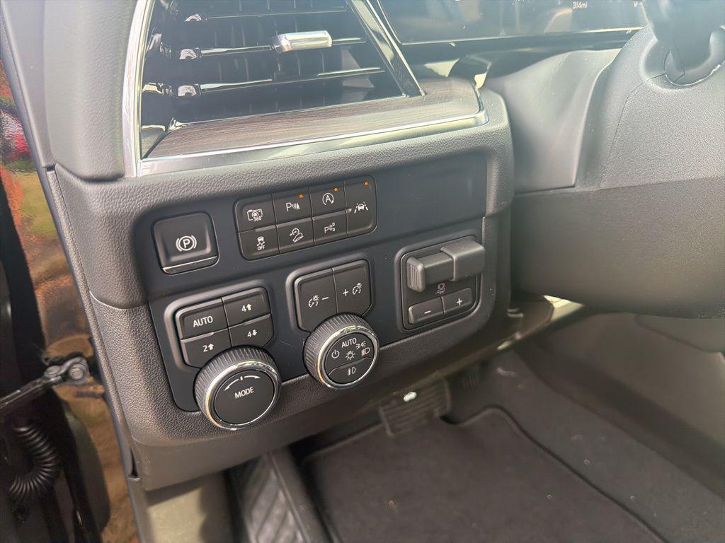 new 2026 Chevrolet Tahoe car, priced at $75,590