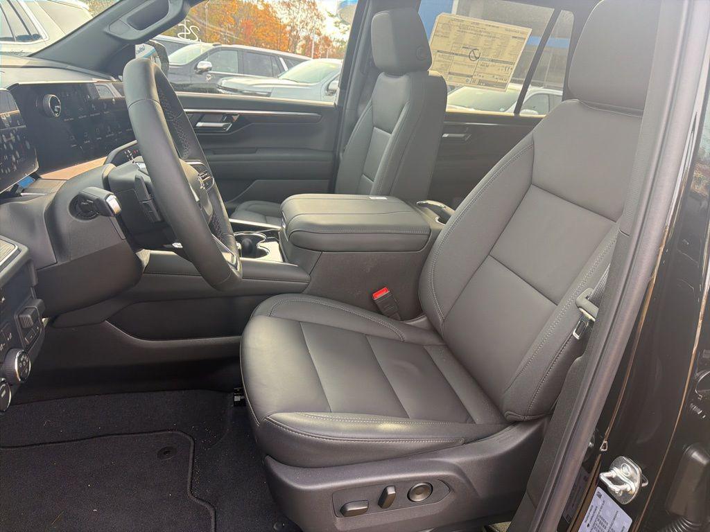 new 2026 Chevrolet Tahoe car, priced at $75,590