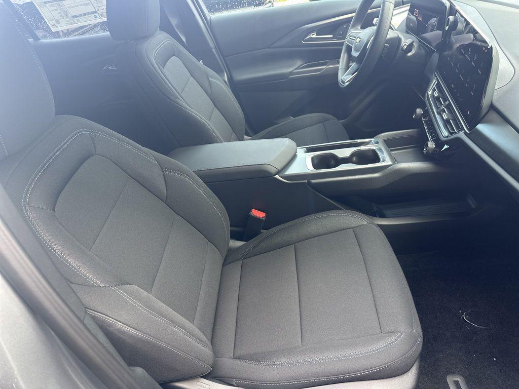 new 2026 Chevrolet Equinox EV car, priced at $28,995