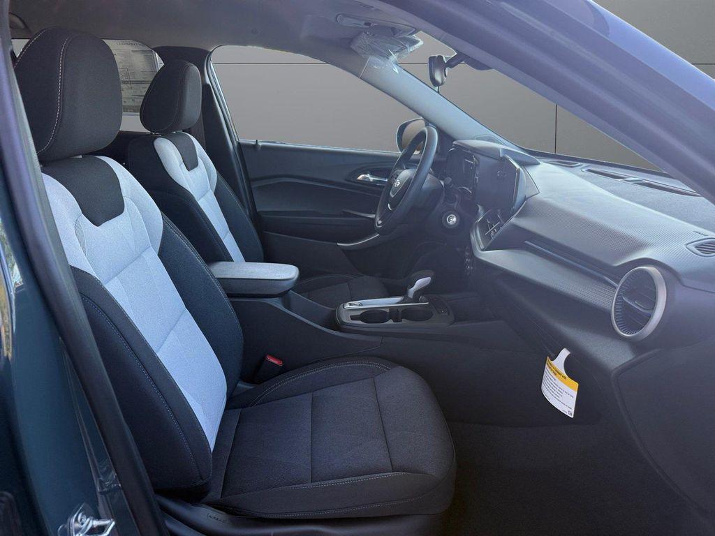 new 2026 Chevrolet Trax car, priced at $25,284