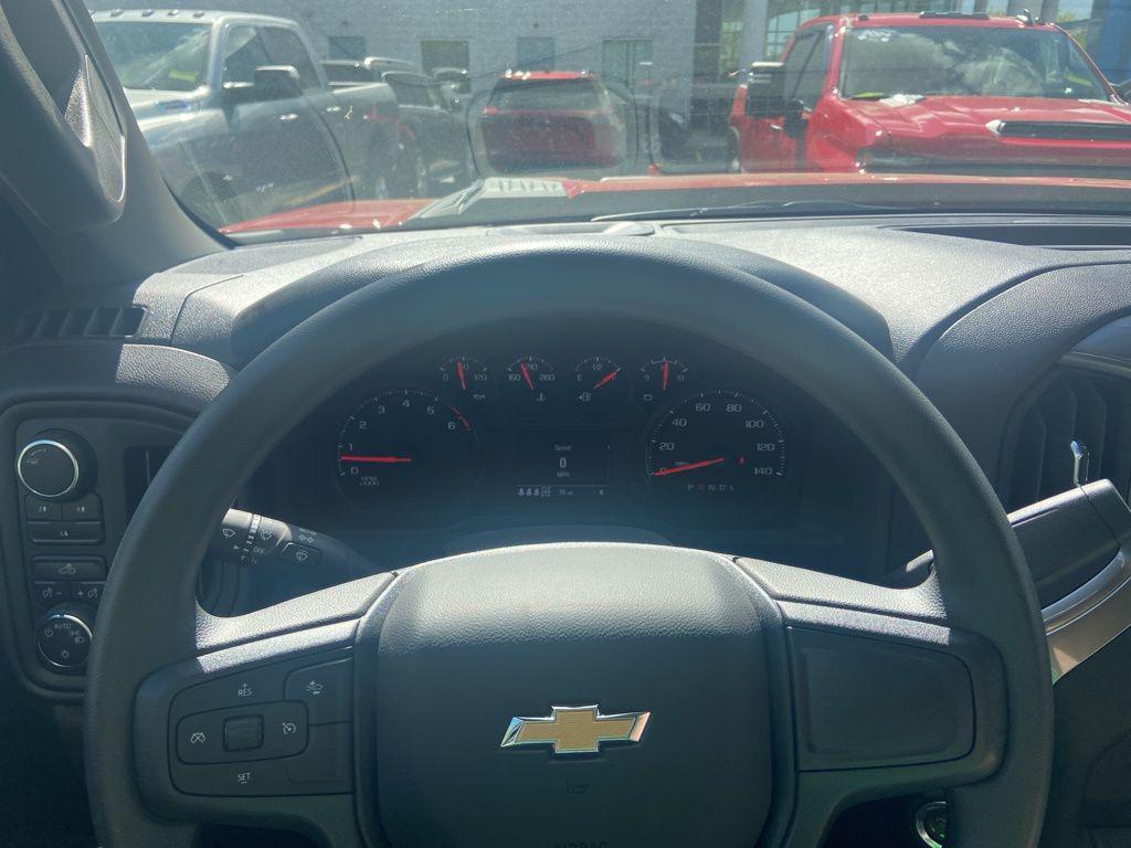 new 2025 Chevrolet Silverado 3500 car, priced at $51,803