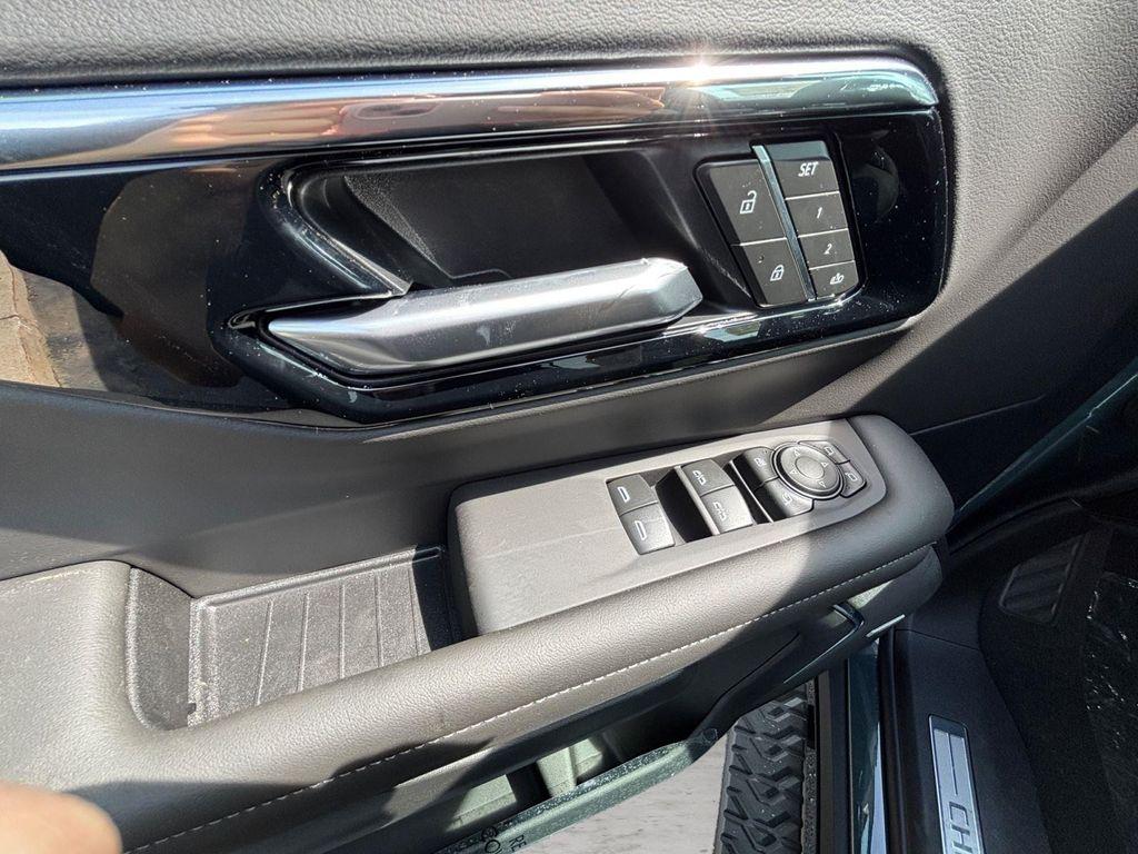 new 2026 Chevrolet Suburban car, priced at $80,814