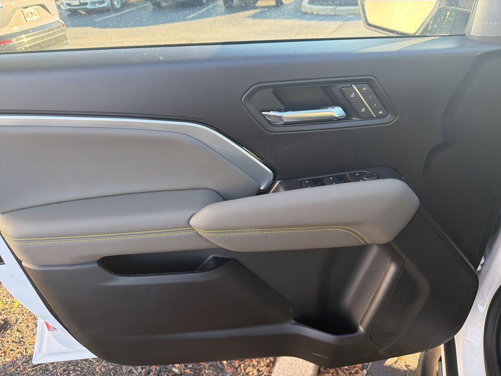 new 2026 Chevrolet Colorado car, priced at $53,860