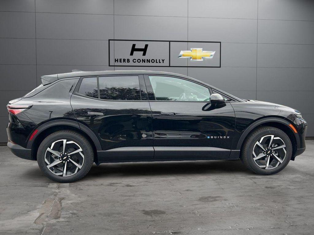 new 2026 Chevrolet Equinox EV car, priced at $36,194