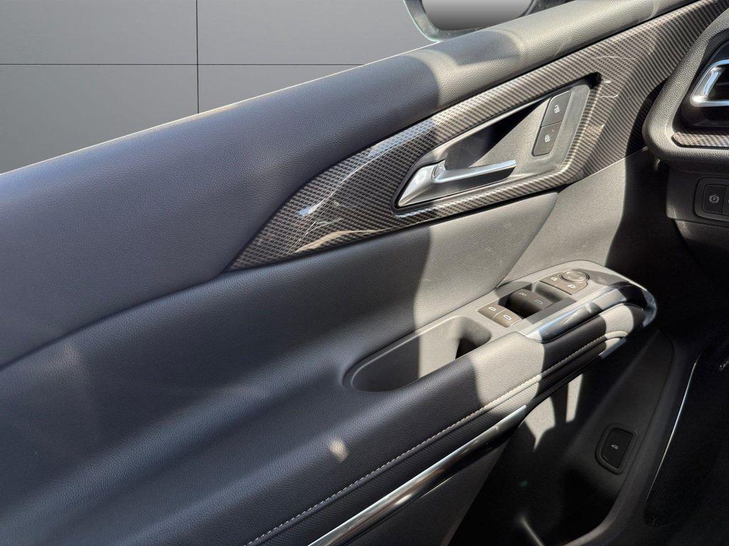 new 2027 Chevrolet Traverse car, priced at $54,824