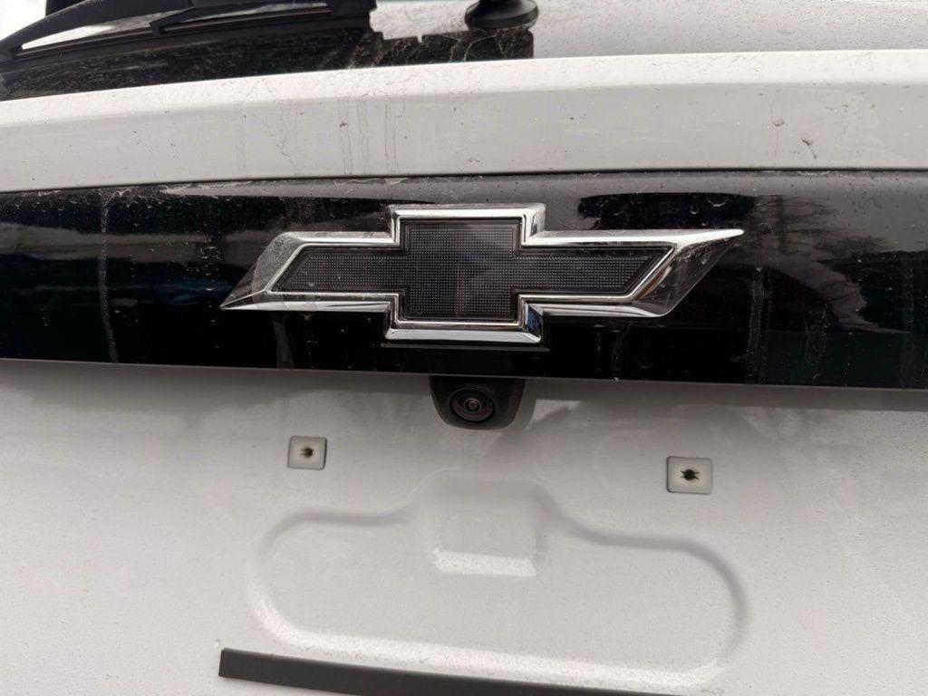 new 2027 Chevrolet Bolt car, priced at $29,689