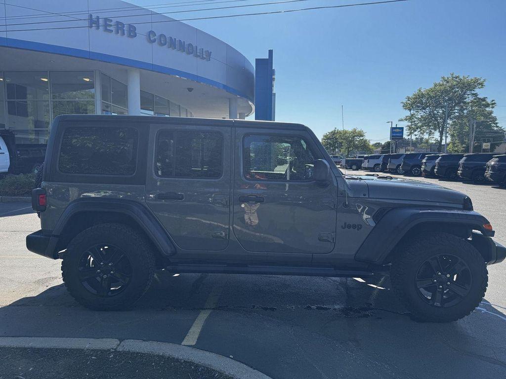 used 2021 Jeep Wrangler Unlimited car, priced at $30,694