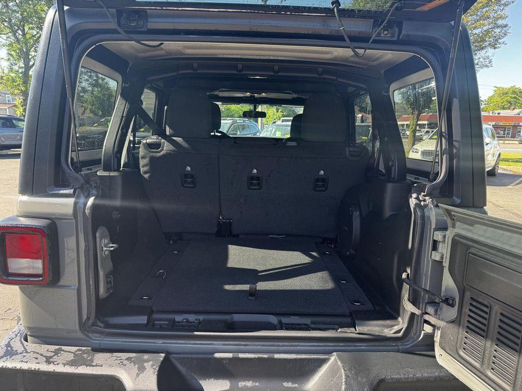 used 2021 Jeep Wrangler Unlimited car, priced at $30,694