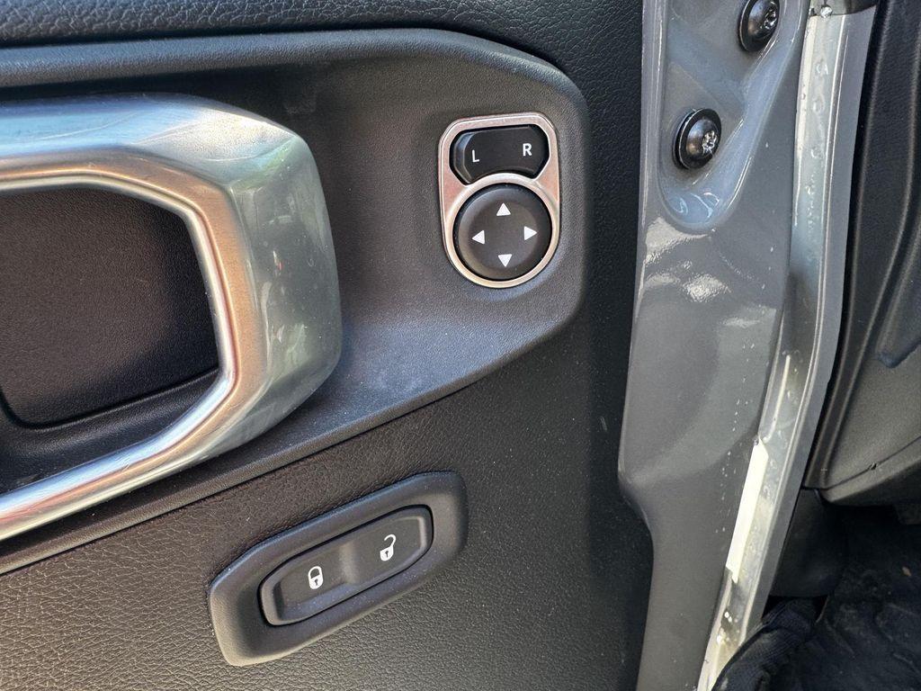 used 2021 Jeep Wrangler Unlimited car, priced at $30,694