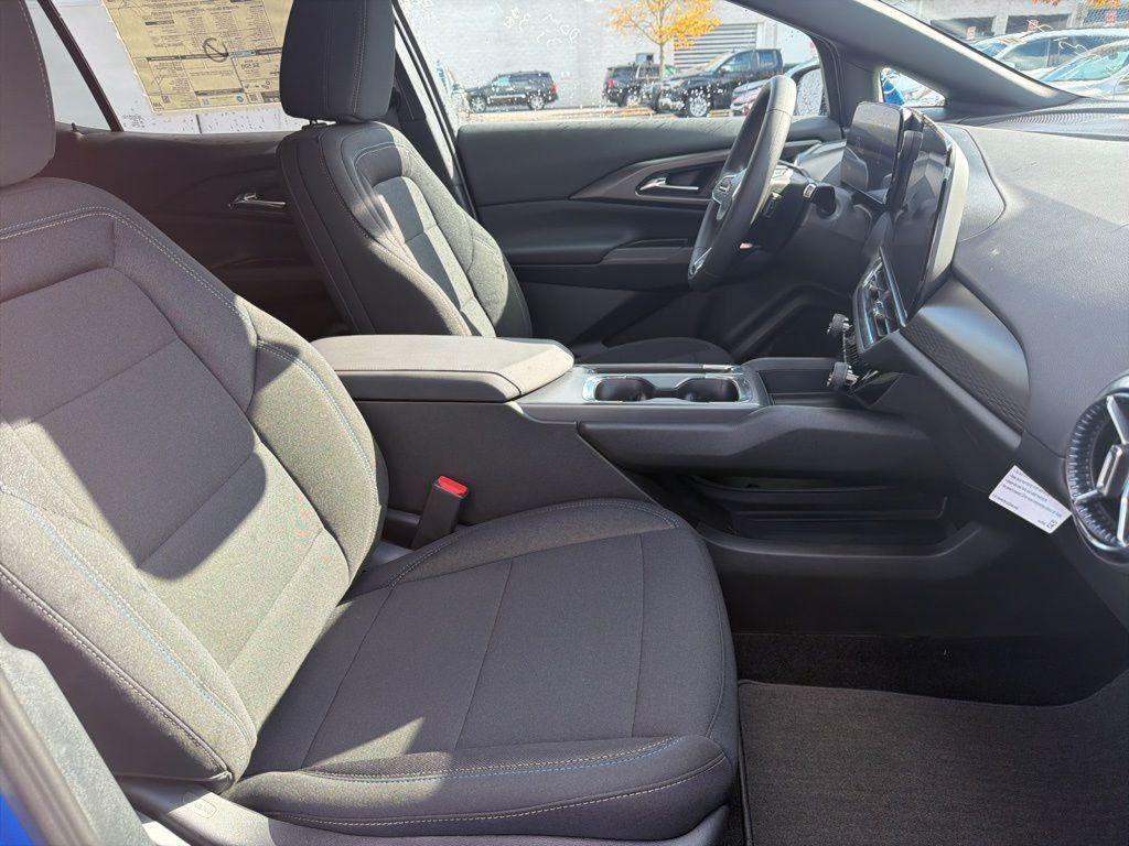 new 2026 Chevrolet Equinox EV car, priced at $34,194