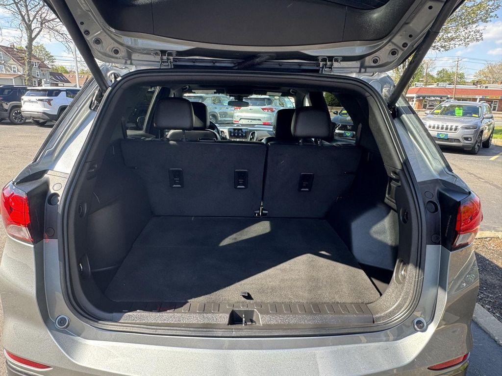 used 2023 Chevrolet Equinox car, priced at $25,694