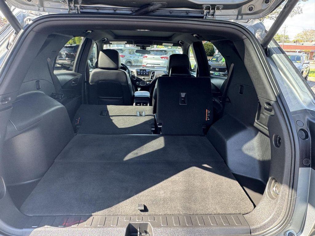 used 2023 Chevrolet Equinox car, priced at $25,694