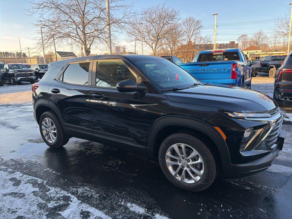 new 2026 Chevrolet TrailBlazer car, priced at $27,795