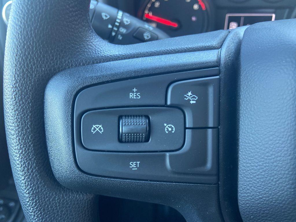 new 2025 Chevrolet Silverado 1500 car, priced at $39,995