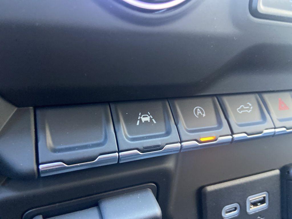 new 2025 Chevrolet Silverado 1500 car, priced at $39,995