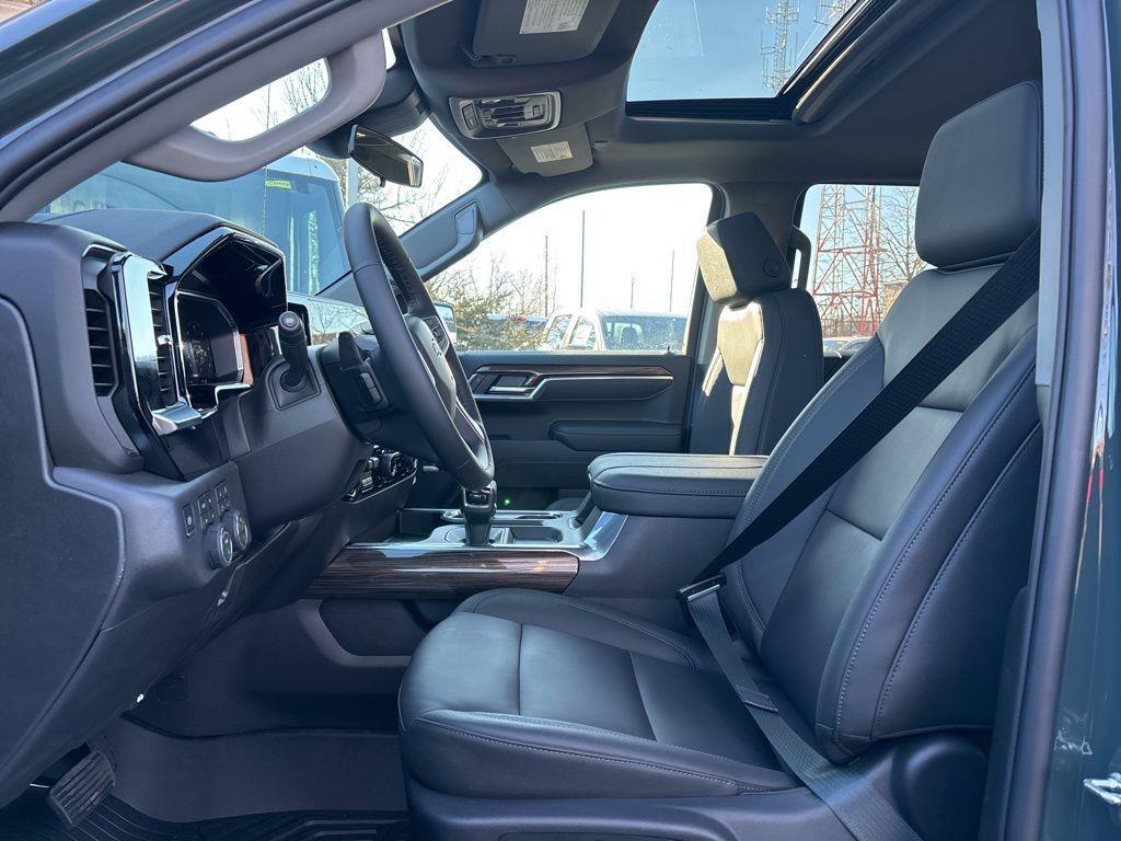 new 2026 Chevrolet Silverado 1500 car, priced at $68,605