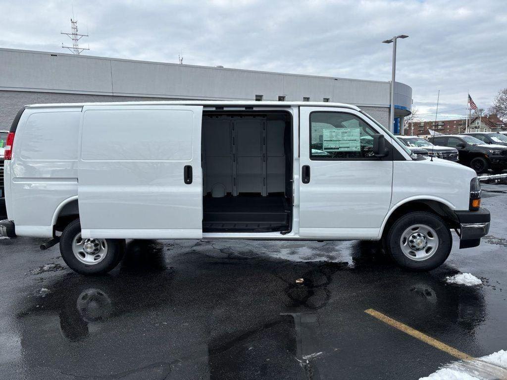 new 2025 Chevrolet Express 3500 car, priced at $46,322