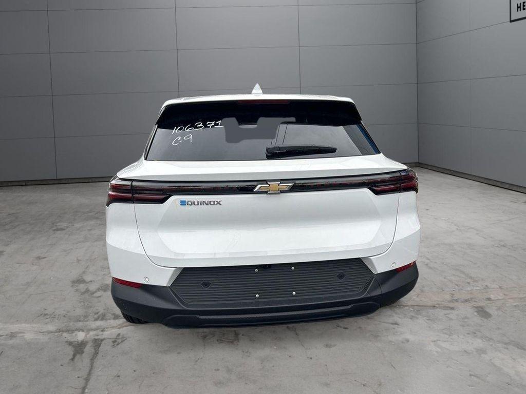 new 2026 Chevrolet Equinox EV car, priced at $34,194