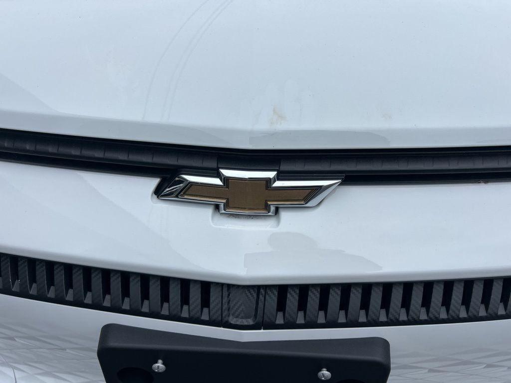 new 2026 Chevrolet Equinox EV car, priced at $27,245