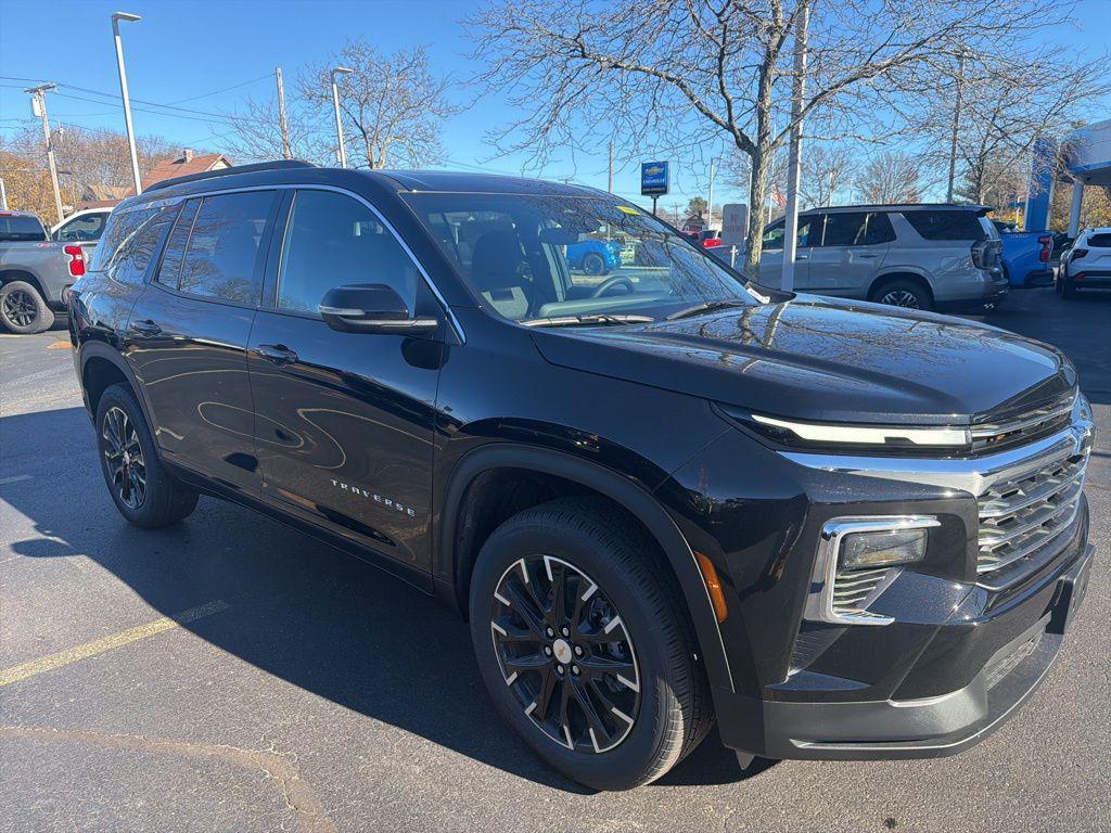 new 2026 Chevrolet Traverse car, priced at $44,415
