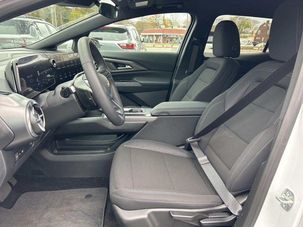 new 2026 Chevrolet Equinox EV car, priced at $28,995