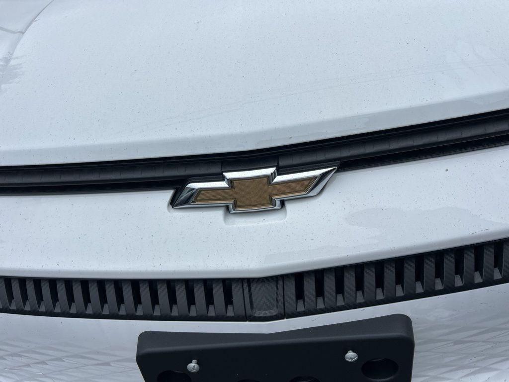 new 2026 Chevrolet Equinox EV car, priced at $27,245