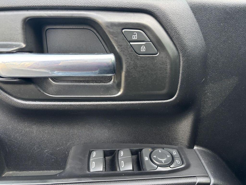 used 2022 Chevrolet Silverado 1500 car, priced at $33,584