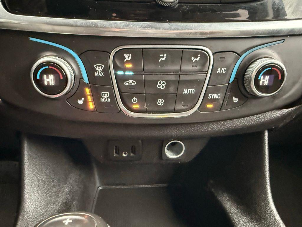 used 2019 Chevrolet Traverse car, priced at $16,998