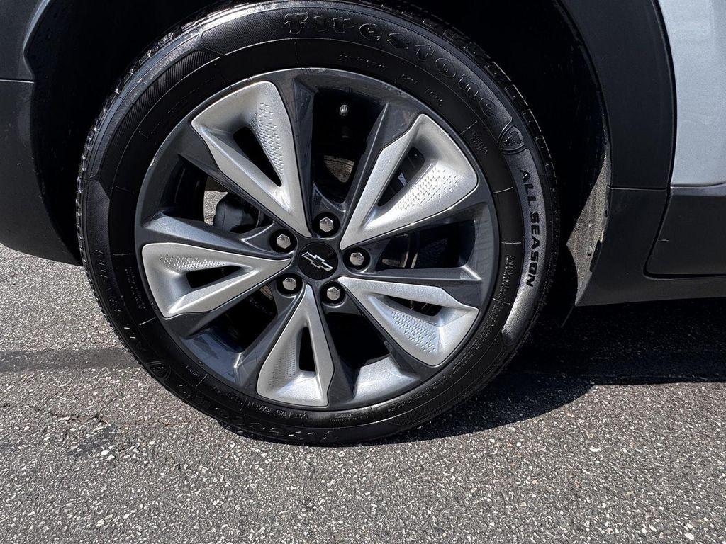 used 2022 Chevrolet Bolt EUV car, priced at $19,194