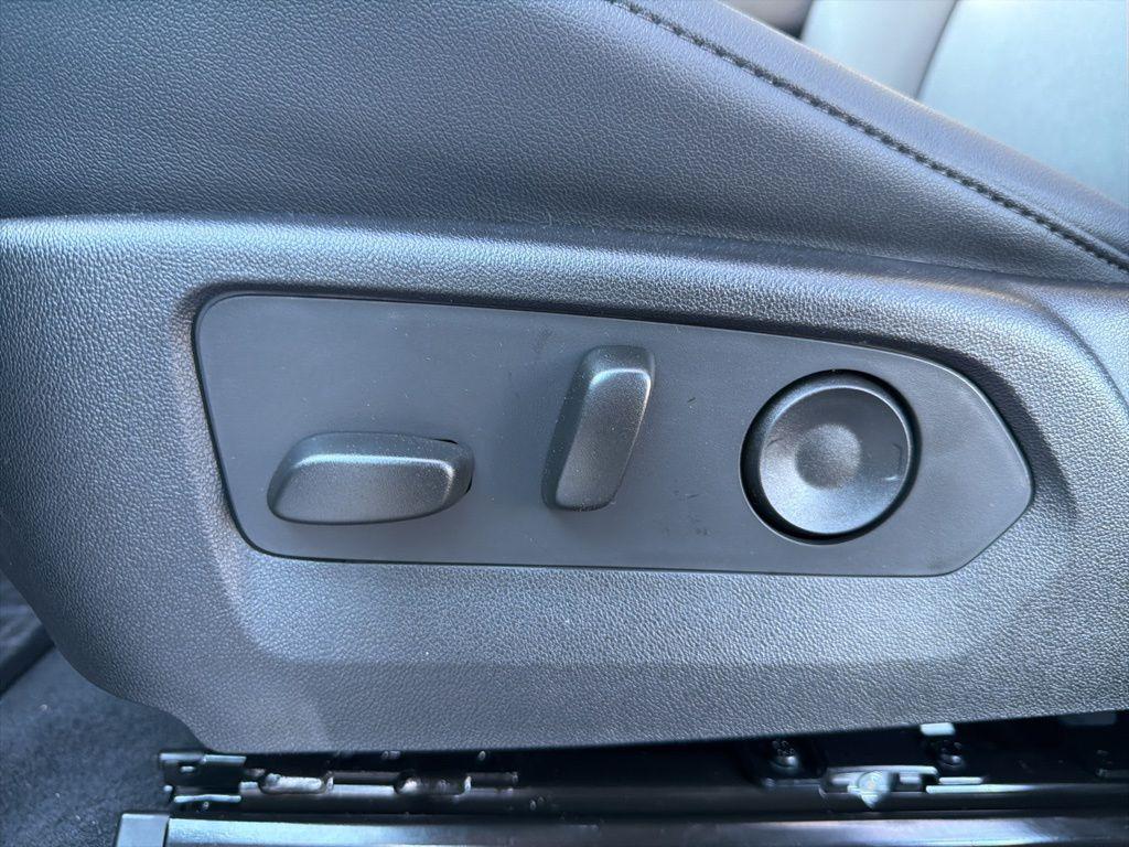 new 2026 Chevrolet Colorado car, priced at $42,760