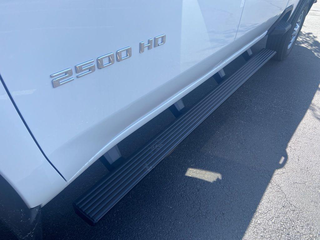 new 2025 Chevrolet Silverado 2500 car, priced at $53,070