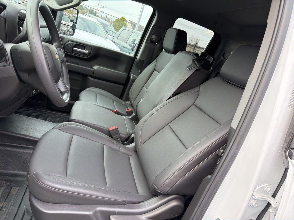 new 2025 Chevrolet Silverado 3500 car, priced at $50,783