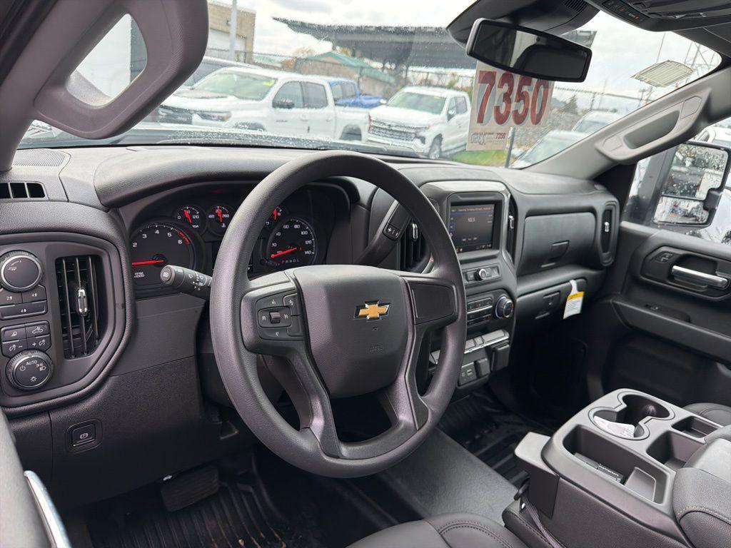 new 2025 Chevrolet Silverado 3500 car, priced at $50,783